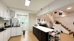 Blk 547 Jurong West Street 42 (Jurong West), HDB Executive #559383621